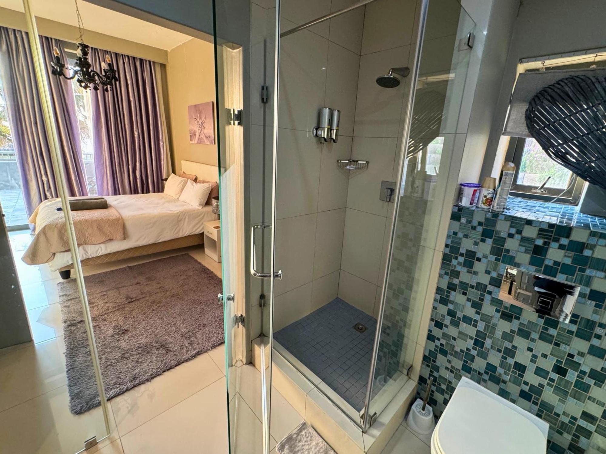 Infinity - Stunning 1 Bedroom Apartment With Sea & Mountain Views 블루버그스트랜드 외부 사진