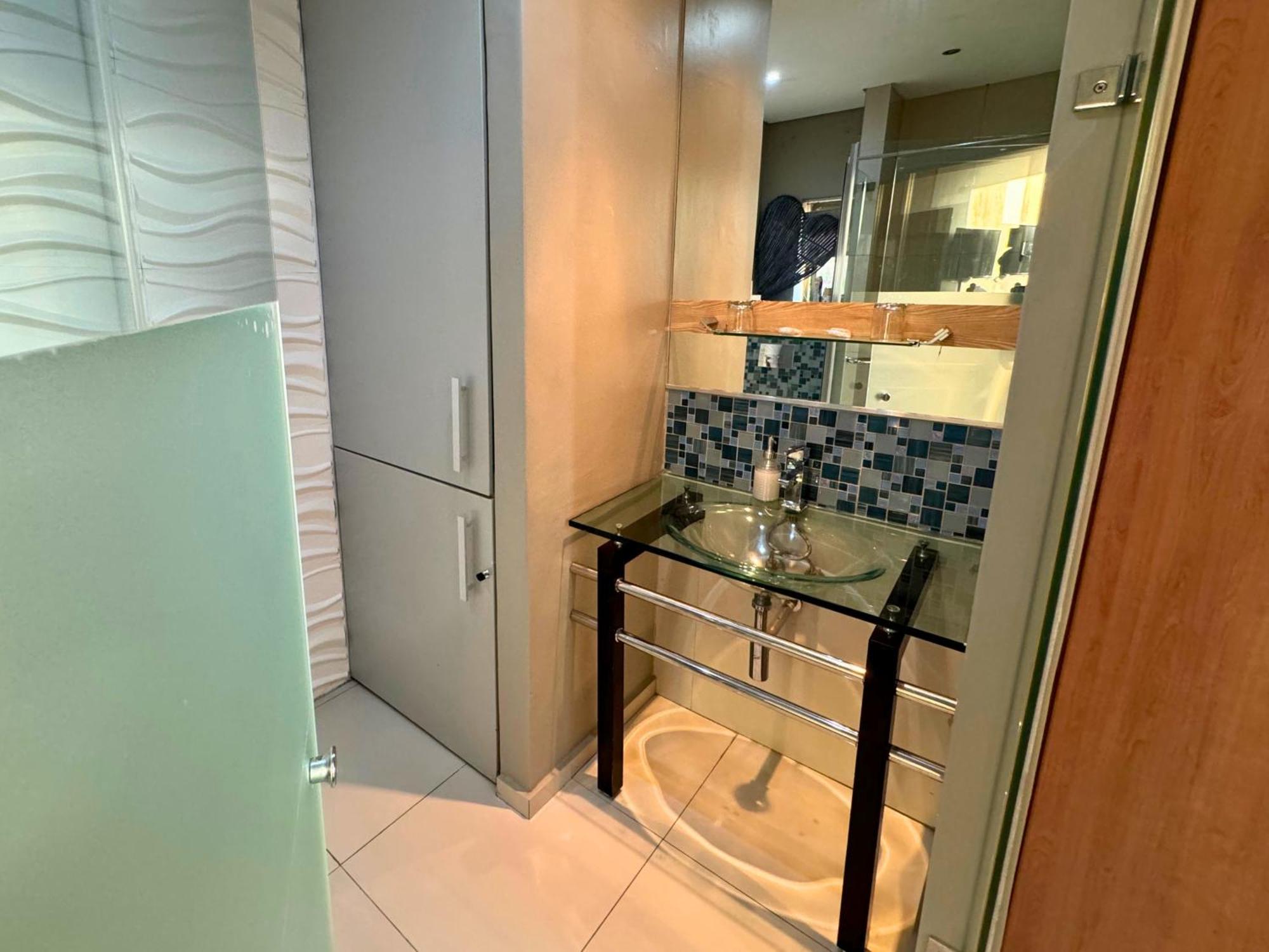 Infinity - Stunning 1 Bedroom Apartment With Sea & Mountain Views 블루버그스트랜드 외부 사진