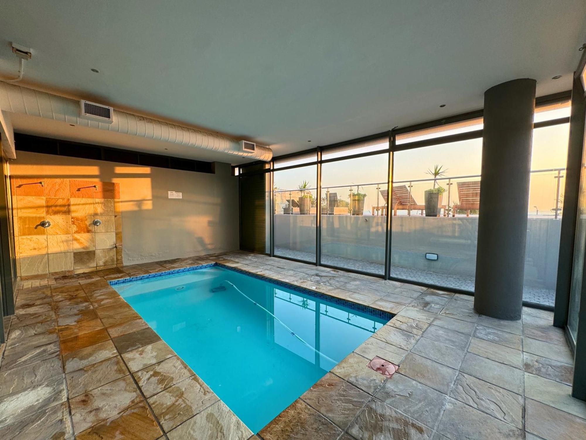 Infinity - Stunning 1 Bedroom Apartment With Sea & Mountain Views 블루버그스트랜드 외부 사진