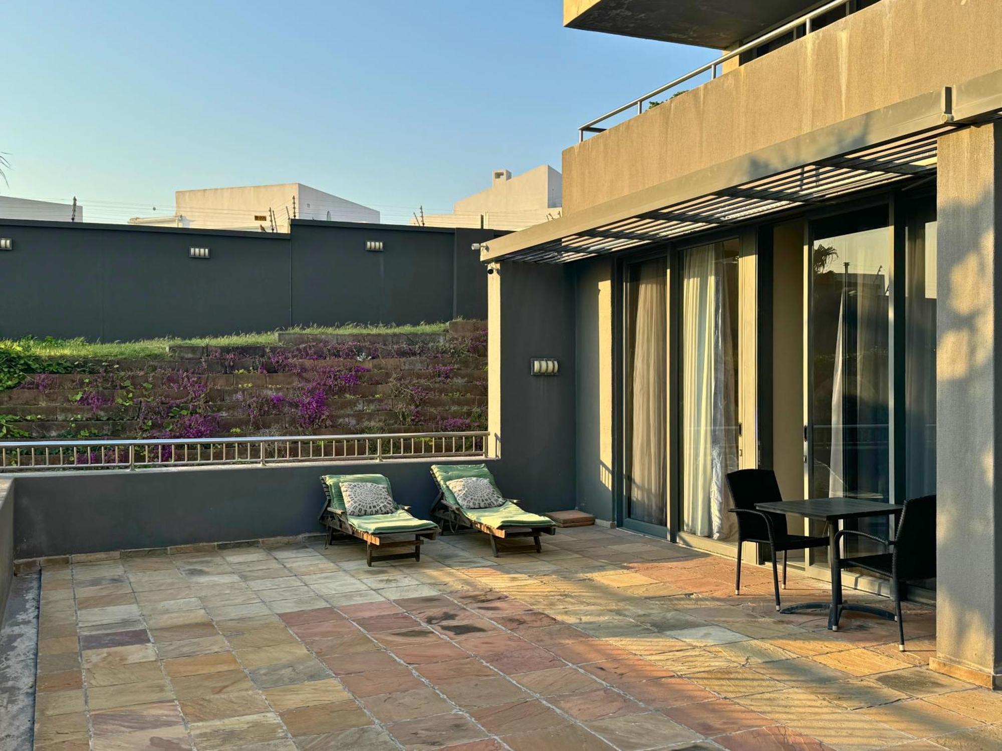 Infinity - Stunning 1 Bedroom Apartment With Sea & Mountain Views 블루버그스트랜드 외부 사진