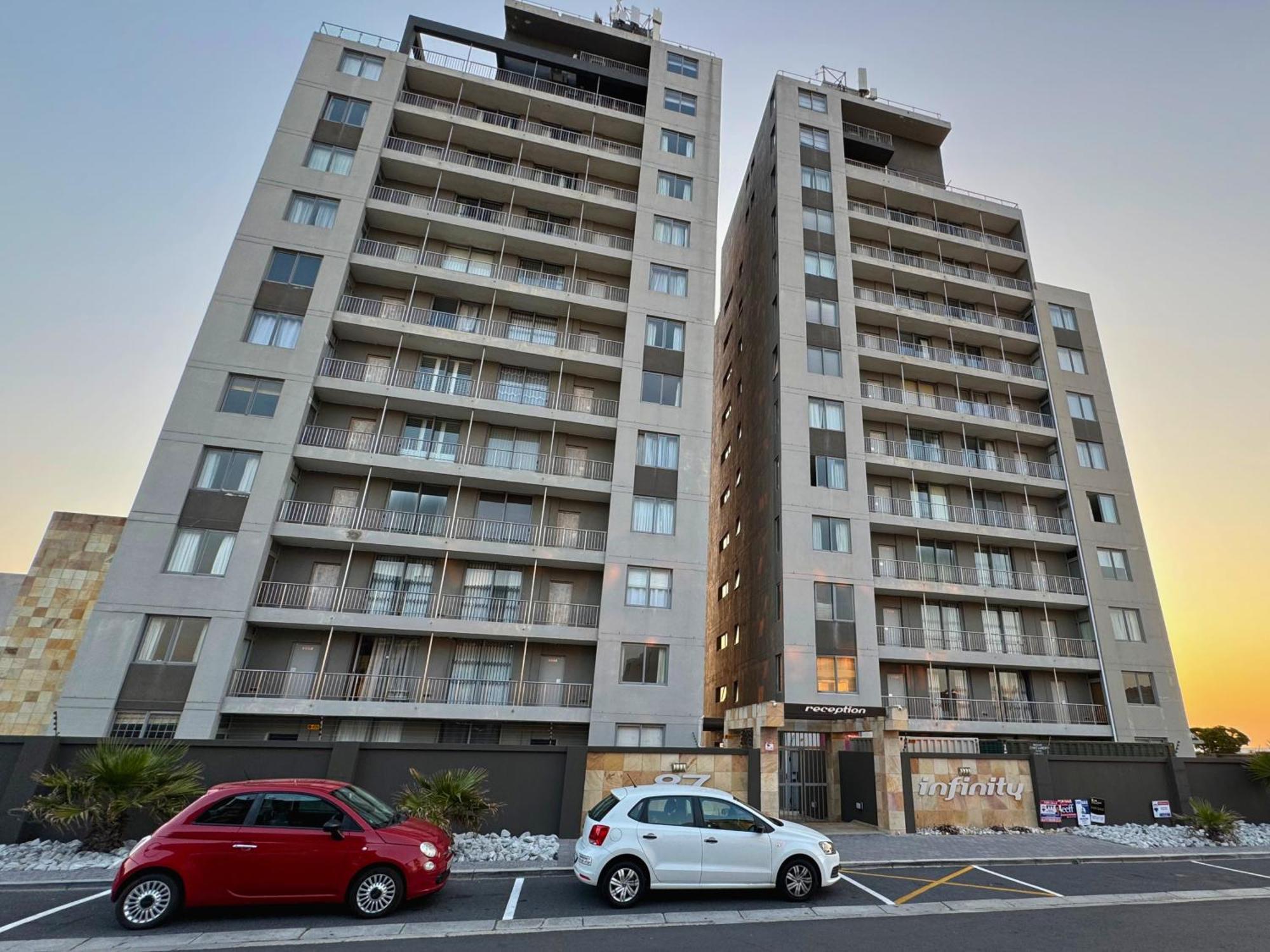 Infinity - Stunning 1 Bedroom Apartment With Sea & Mountain Views 블루버그스트랜드 외부 사진