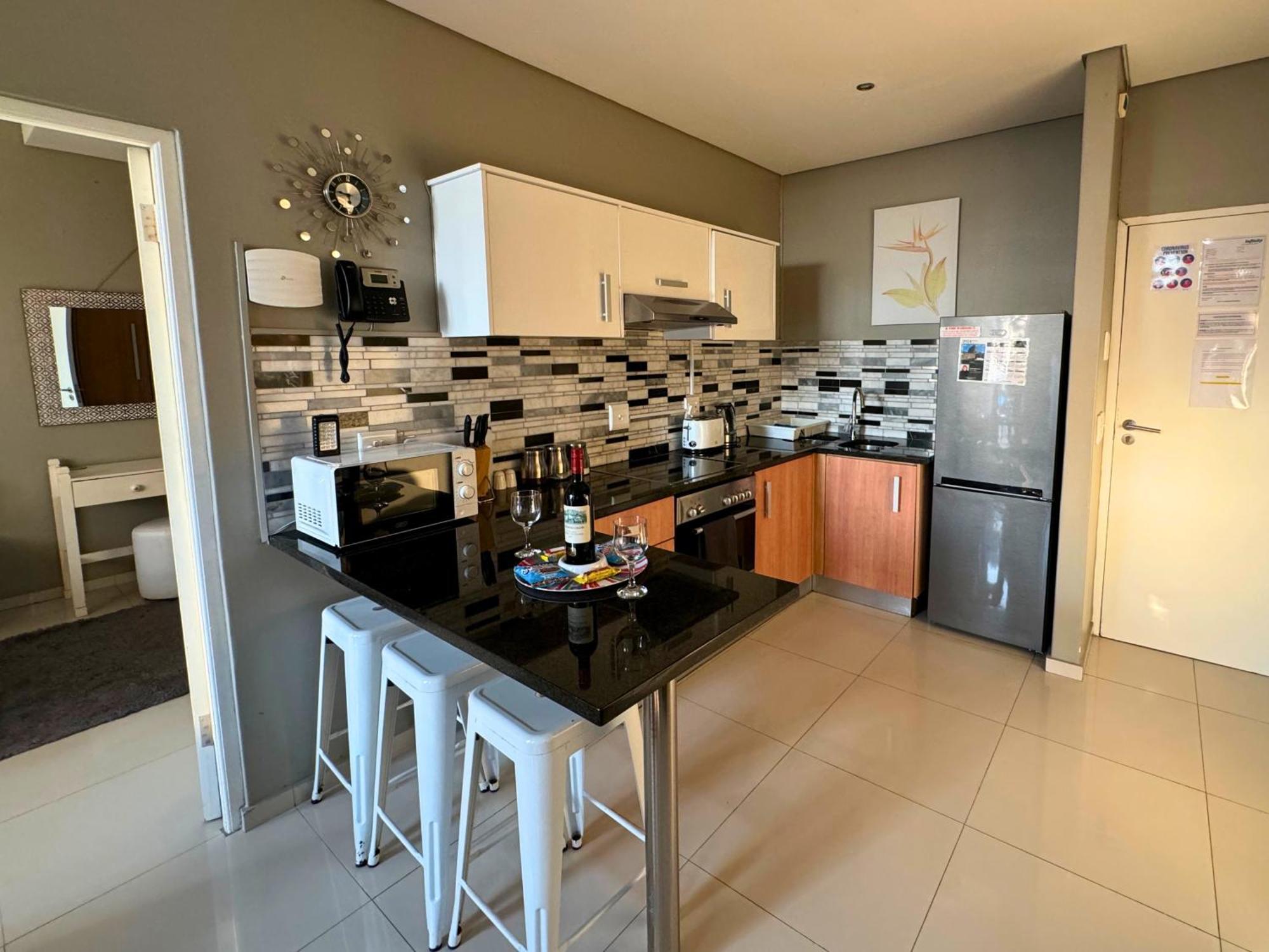 Infinity - Stunning 1 Bedroom Apartment With Sea & Mountain Views 블루버그스트랜드 외부 사진